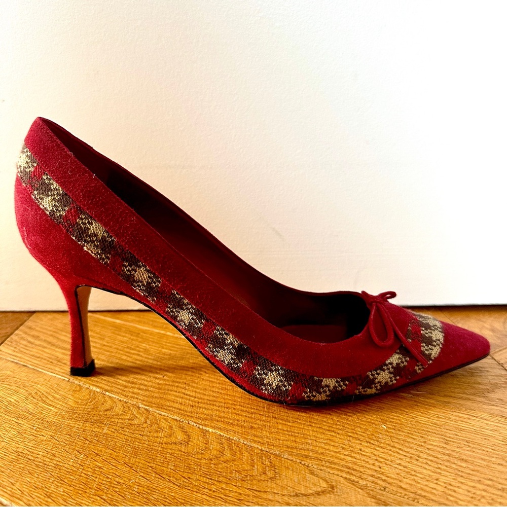 Manolo Blahnik suede 70mm pumps EU 38 US 8
